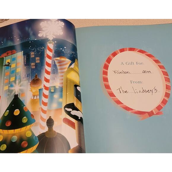 Hallmark Once Upon A Northpole Christmas Book ISBN 978-1-59530-864-1 - Picture 2 of 9